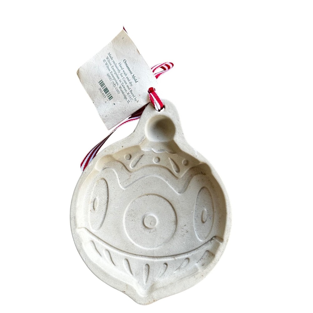 Vintage‎ 1997 Wilton Crate & Barrel Ornament Cookie Candy Mold Stoneware 302-023
